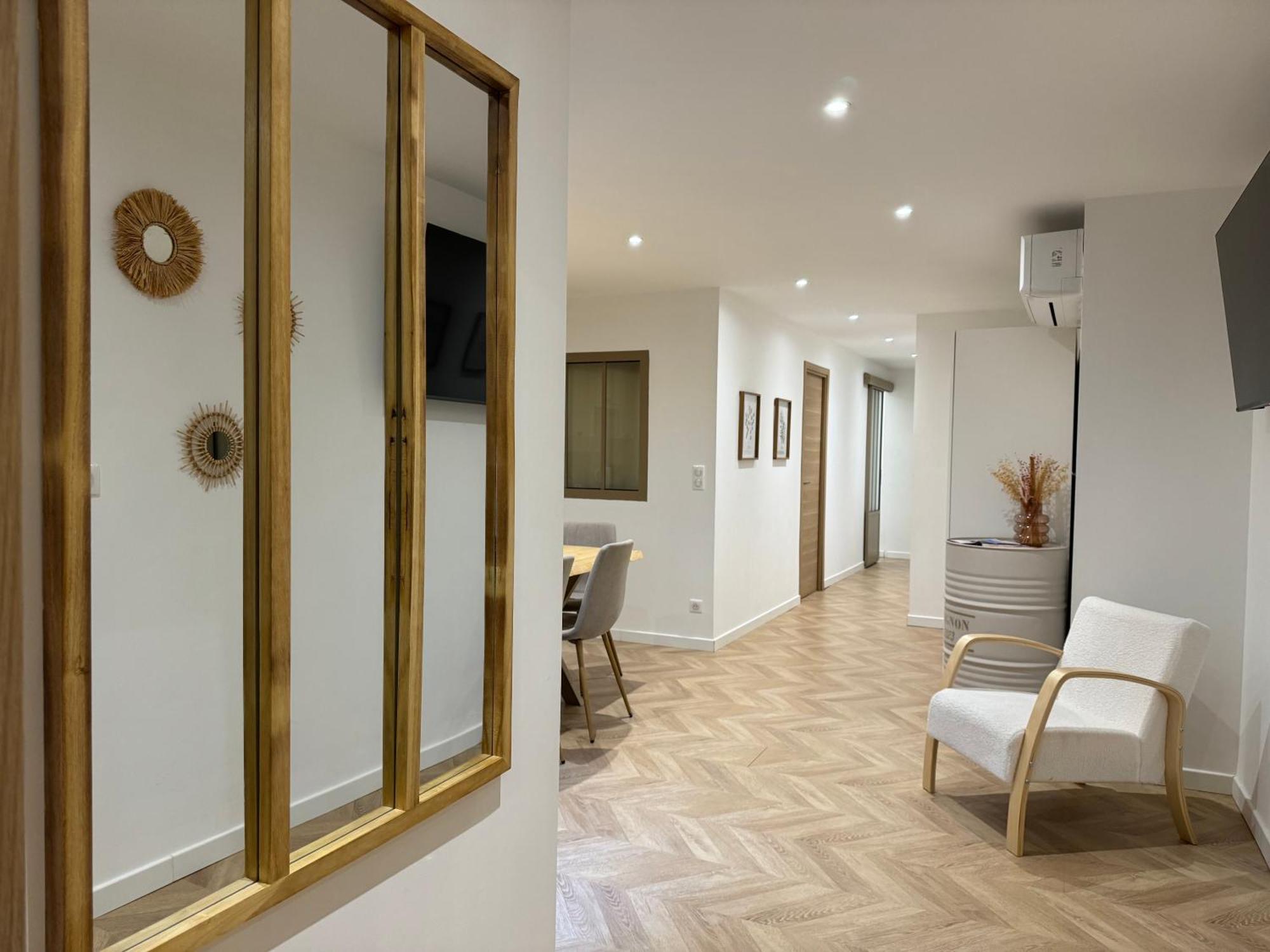 Apartamento Le Rive Droite - Gare Centre - Wifi - Terrasse - Face Remparts Aviñón Exterior foto